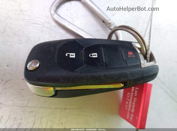 KL7CJLSB9MB323223 2021 CHEVROLET TRAX Silver Առջևի վահանակի տեսք