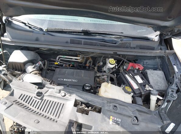 KL7CJPSB2JB647679 2018 CHEVROLET TRAX Gray Rear view