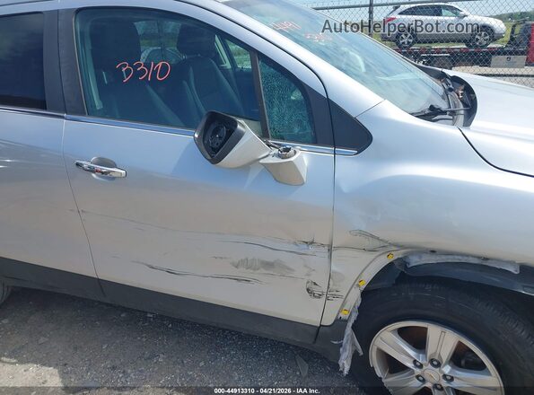 KL7CJPSB3KB756928 2019 CHEVROLET TRAX Серебряный 