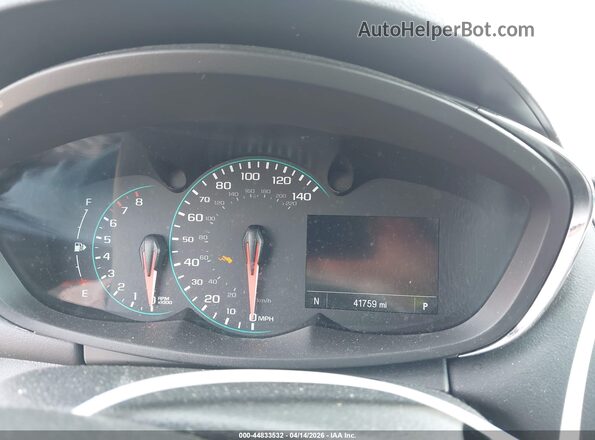 KL7CJPSB3LB323238 2020 CHEVROLET TRAX Silver Widok tylnych siedzeń