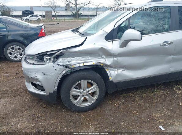 KL7CJPSB4KB926665 2019 CHEVROLET TRAX Silver Вид спереду