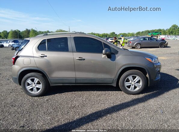KL7CJPSB8MB354860 2021 CHEVROLET TRAX Brown Vista interior trasera