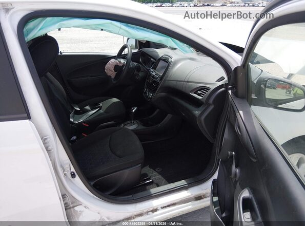 KL8CB6SA1NC024774 2022 CHEVROLET SPARK White წინა სალონის ხედი