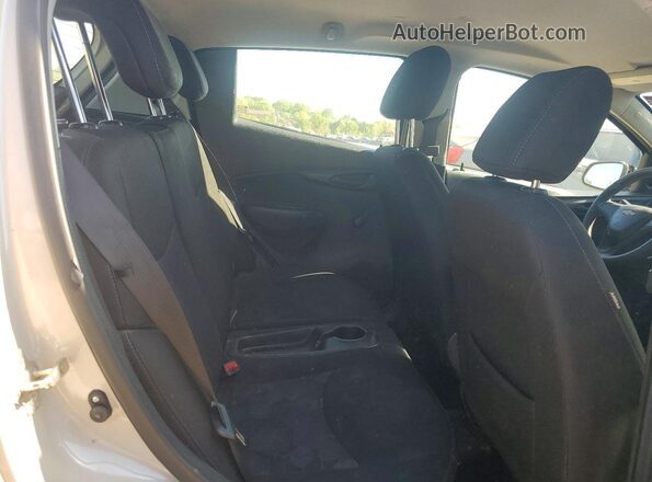 KL8CB6SA8JC452383 2018 CHEVROLET SPARK Beige Widok tylnych siedzeń