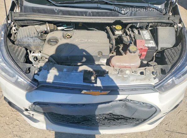 KL8CB6SA8JC452383 2018 CHEVROLET SPARK Beige Widok wnętrza z tyłu