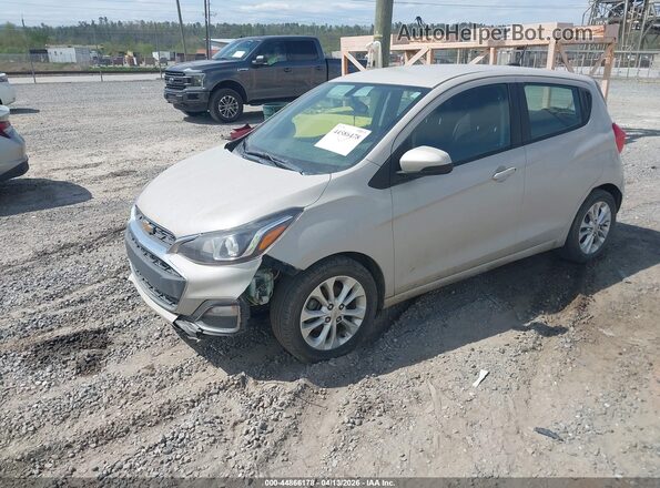 KL8CC6SA4KC800422 2019 CHEVROLET SPARK Кремовый Передняя левая четверть