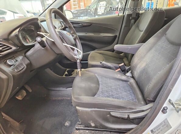 KL8CD6SA3KC749301 2019 CHEVROLET SPARK White Vista interior delantera