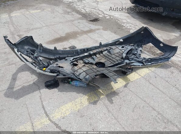 KM8HC3AB6RU045733 2024 HYUNDAI KONA White Widok wnętrza z tyłu