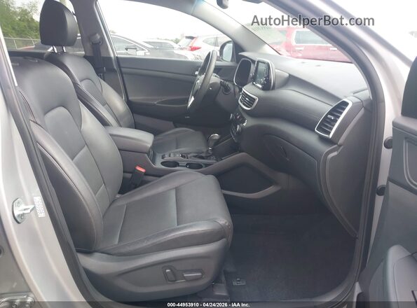 KM8J33AL7LU161606 2020 HYUNDAI TUCSON Silver Widok wnętrza z przodu