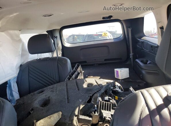 KM8RG5S27TU016932 2026 HYUNDAI PALISADE Purple Vista de los asientos traseros