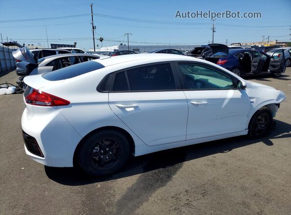 KMHC65LC0HU049570 2017 HYUNDAI IONIQ White Rear right