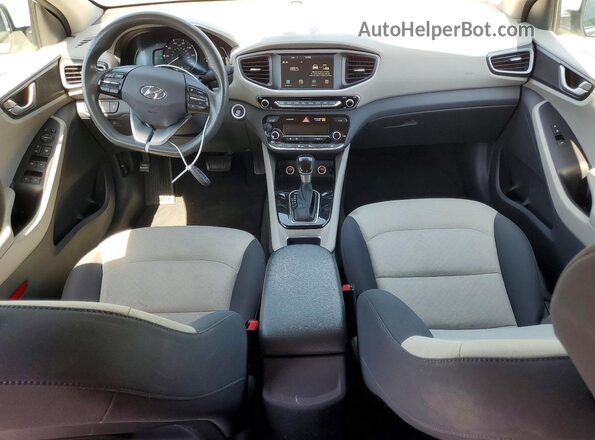 KMHC65LC0HU049570 2017 HYUNDAI IONIQ White Dashboard view