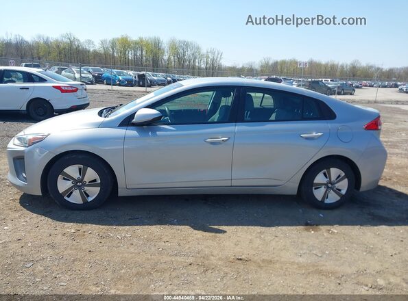 KMHC65LC0MU258172 2021 HYUNDAI IONIQ HYBRID Silver Панорамний вид салону 360°