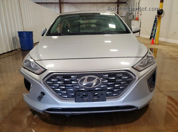 KMHC65LC3MU246498 2021 HYUNDAI IONIQ Серебряный Вид спереди