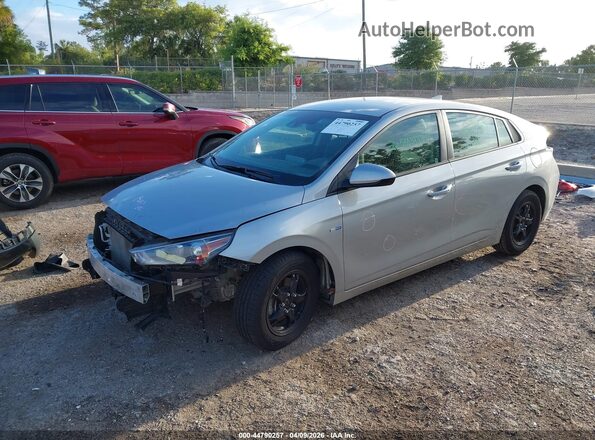 KMHC65LC5LU231242 2020 HYUNDAI IONIQ HYBRID Silver Front left