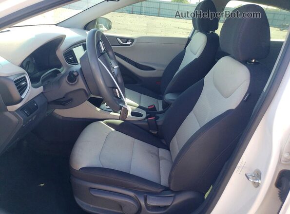 KMHC65LC8HU046027 2017 HYUNDAI IONIQ White Սալոնի դիմացի տեսք