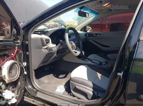 KMHC65LC8JU073539 2018 HYUNDAI IONIQ HYBRID Black 