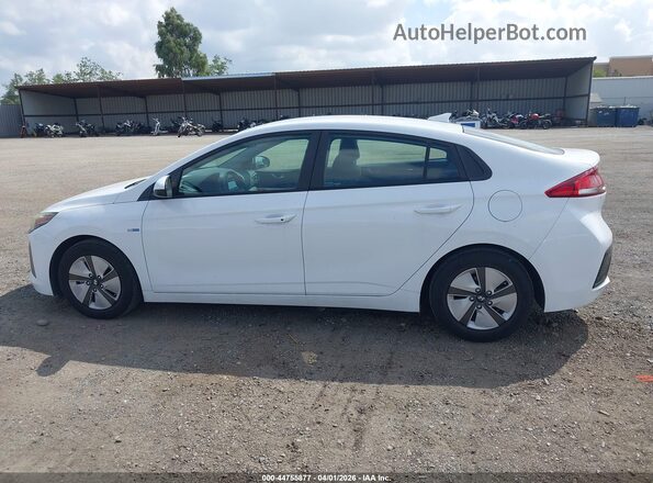 KMHC65LC9KU107652 2019 HYUNDAI IONIQ HYBRID White 