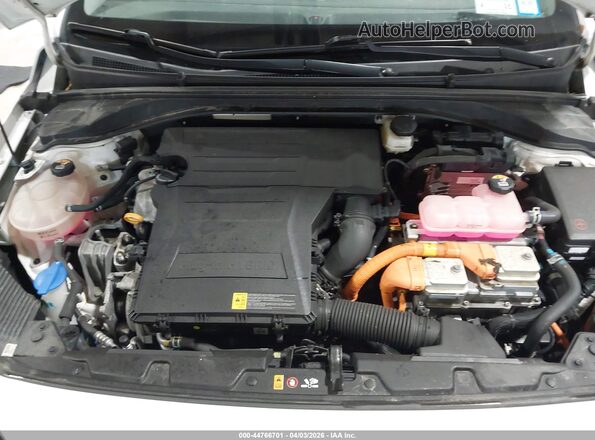 KMHC65LD5NU277472 2022 HYUNDAI IONIQ PLUG-IN HYBRID White უკანა ხედი