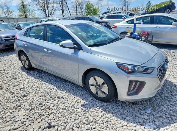 KMHC75LC0NU280123 2022 HYUNDAI IONIQ Silver Delantero derecho