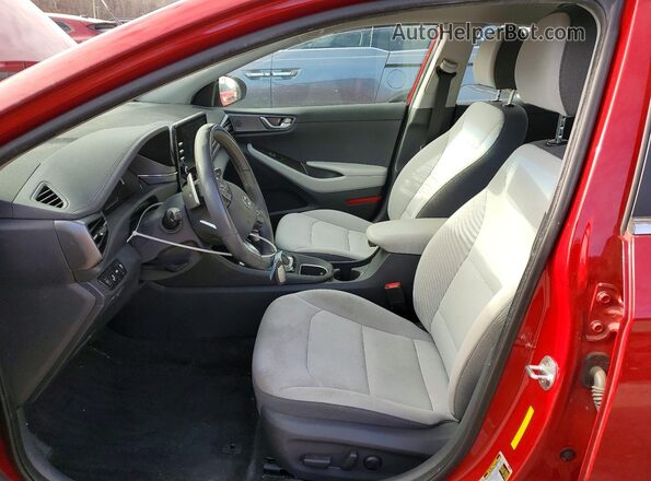 KMHC75LC2MU250992 2021 HYUNDAI IONIQ Red Widok wnętrza z przodu