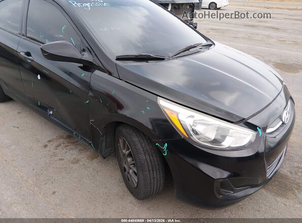 KMHCT4AE0GU084650 2016 HYUNDAI ACCENT Black Դիմացի տեսք