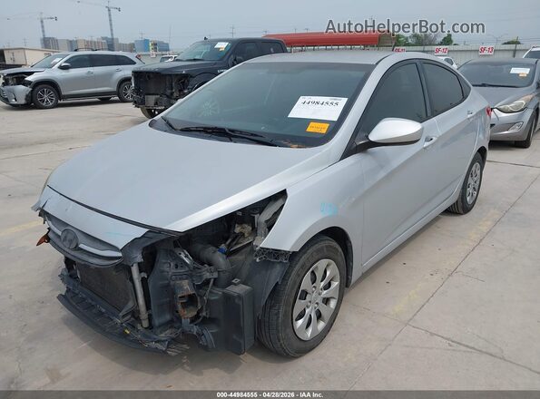 KMHCT4AE1GU011805 2016 HYUNDAI ACCENT Silver Front left