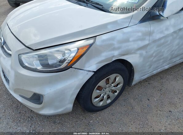 KMHCT4AE4GU041803 2016 HYUNDAI ACCENT White წინა ხედი