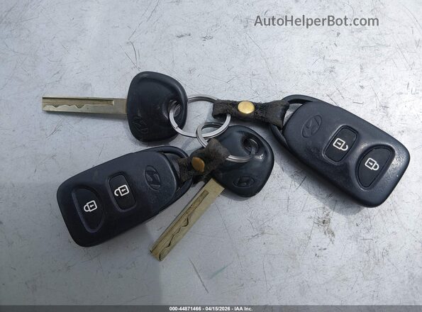 KMHCT4AE4GU055247 2016 HYUNDAI ACCENT White წინა პანელის ხედი