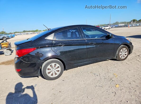 KMHCT4AE7GU084676 2016 HYUNDAI ACCENT Black უკანა მარჯვენა