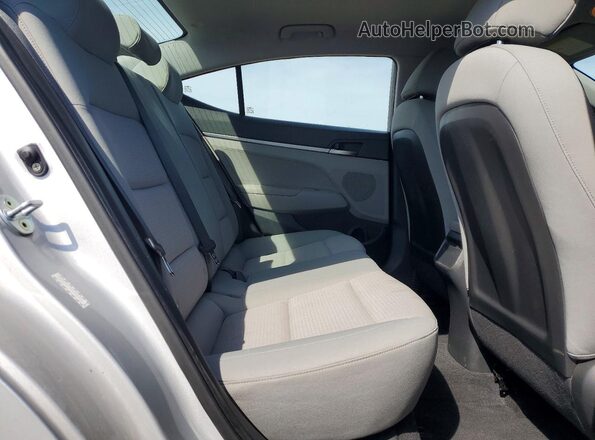 KMHD74LF5HU096325 2017 HYUNDAI ELANTRA Серебряный Вид задних сидений