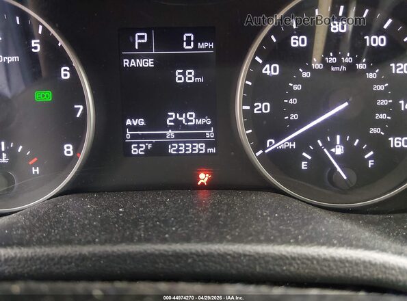 KMHD84LF5HU207016 2017 HYUNDAI ELANTRA Black Հետևի նստատեղերի տեսք