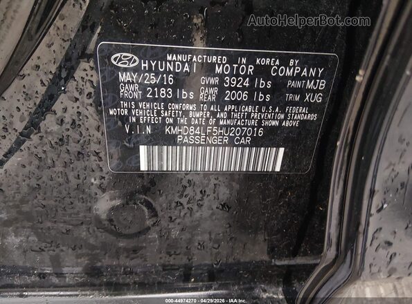 KMHD84LF5HU207016 2017 HYUNDAI ELANTRA Black Շարժիչի բաժամունքի տեսք