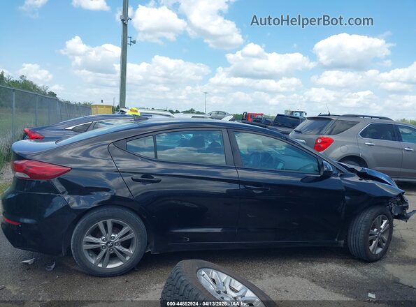 KMHD84LF6HU433095 2017 HYUNDAI ELANTRA Black Widok wnętrza z tyłu
