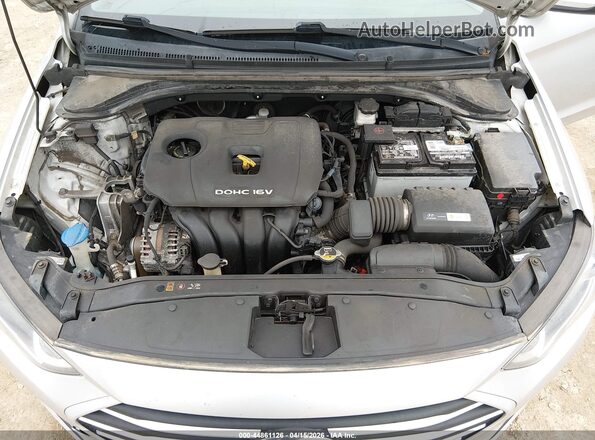KMHD84LF9JU505381 2018 HYUNDAI ELANTRA Silver Widok komory silnika