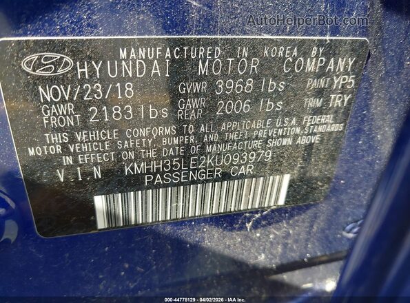 KMHH35LE2KU093979 2019 HYUNDAI ELANTRA GT Blue Vista del compartimento del motor