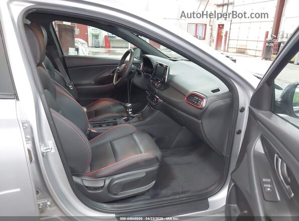 KMHH55LC7LU132866 2020 HYUNDAI ELANTRA GT Silver Front interior view