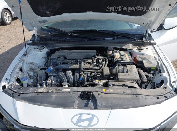 KMHLL4DG9SU015154 2025 HYUNDAI ELANTRA White უკანა ხედი