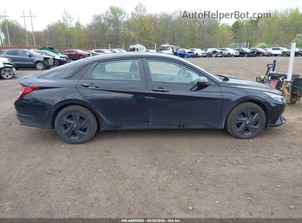 KMHLM4AG9MU181338 2021 HYUNDAI ELANTRA Черный Вид задней части салона
