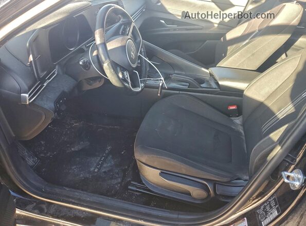 KMHLM4AGXMU073696 2021 HYUNDAI ELANTRA Black Вид салону спереду