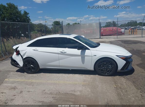 KMHLR4DFXTU117084 2026 HYUNDAI ELANTRA White 