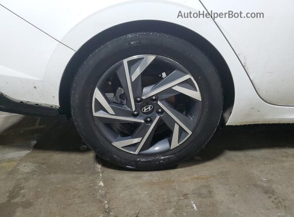 KMHLS4DG4SU016618 2025 HYUNDAI ELANTRA White 