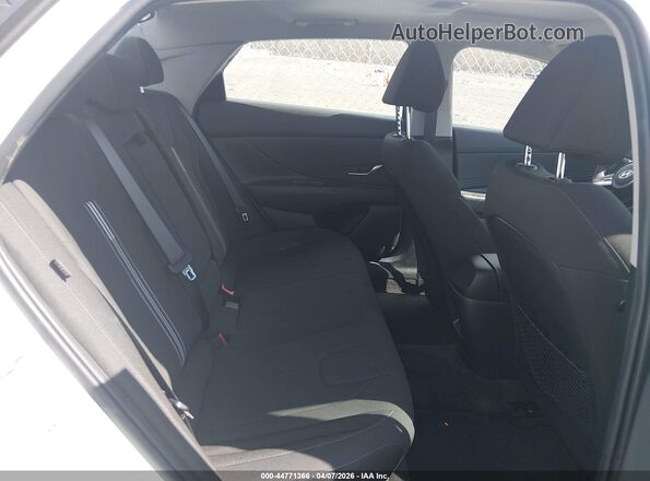 KMHLS4DGXRU699838 2024 HYUNDAI ELANTRA White Вид наклейки з VIN-кодом