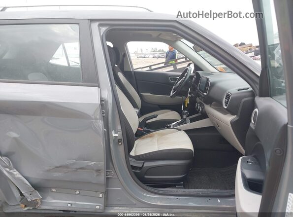KMHRC8A30MU103516 2021 HYUNDAI VENUE Gray Սալոնի դիմացի տեսք