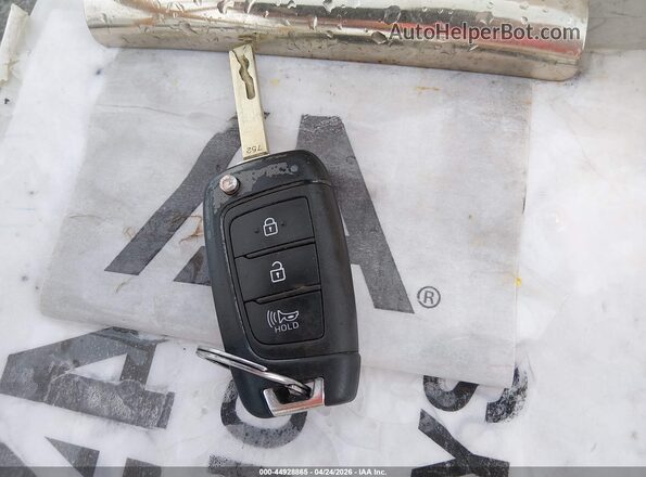 KMHRC8A32MU080577 2021 HYUNDAI VENUE Gray Առջևի վահանակի տեսք