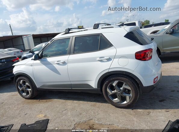 KMHRC8A34NU194324 2022 HYUNDAI VENUE Белый Панорамный вид салона 360°