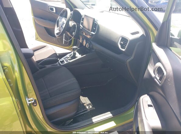 KMHRC8A36LU034488 2020 HYUNDAI VENUE Green წინა სალონის ხედი