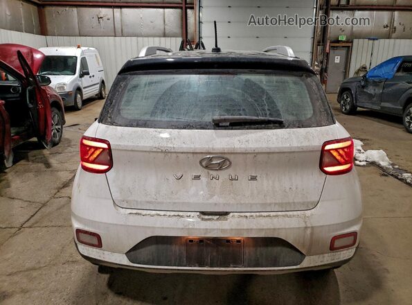 KMHRC8A37PU249173 2023 HYUNDAI VENUE White Vista trasera