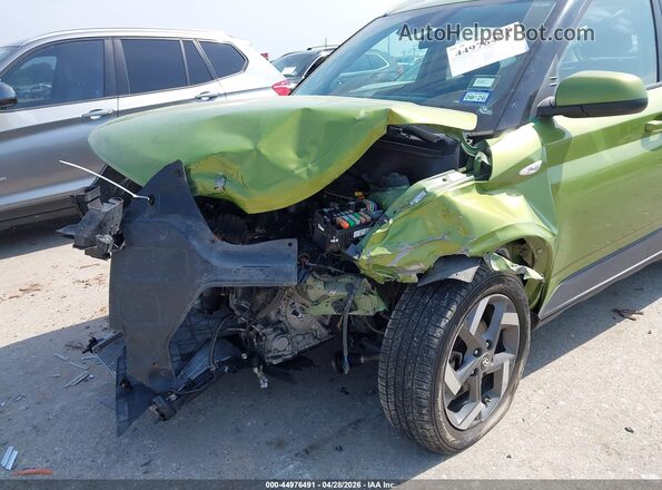 KMHRC8A3XMU082402 2021 HYUNDAI VENUE Green Դիմացի տեսք