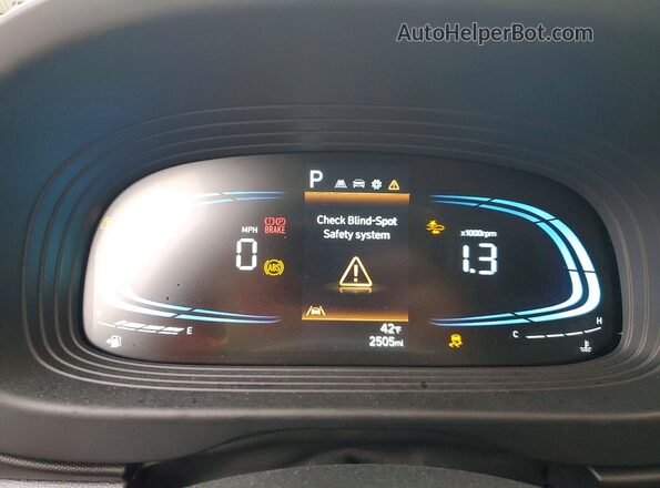 KMHRC8A3XTU428589 2026 HYUNDAI VENUE Белый Вид щитка приборов